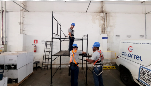 CONSULTORIA DE SEGURANÇA DO TRABALHO E MEIO AMBIENTE: SOLUÇÕES COMPLETAS PARA SUA EMPRESA CONSULTORIA DE SEGURANÇA DO TRABALHO E MEIO AMBIENTE: SOLUÇÕES COMPLETAS PARA SUA EMPRESA